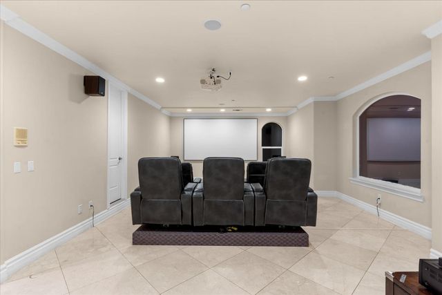 9570 S Canyon Ct, Orangevale, CA 95662