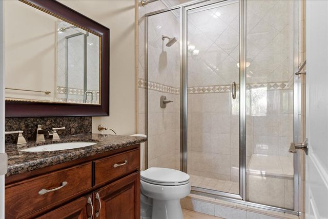 9570 S Canyon Ct, Orangevale, CA 95662