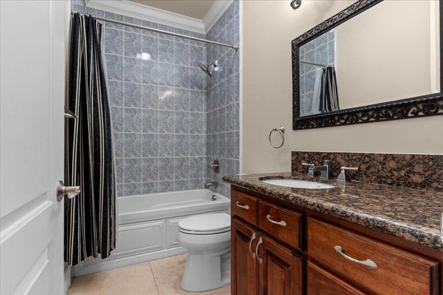 9570 S Canyon Ct, Orangevale, CA 95662