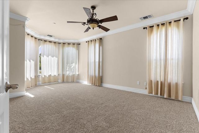 9570 S Canyon Ct, Orangevale, CA 95662