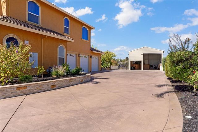9570 S Canyon Ct, Orangevale, CA 95662