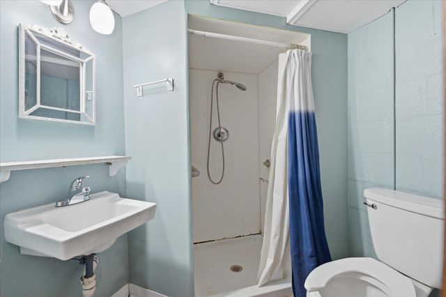 1489 Hoyt Avenue W, Falcon Heights, MN 55108