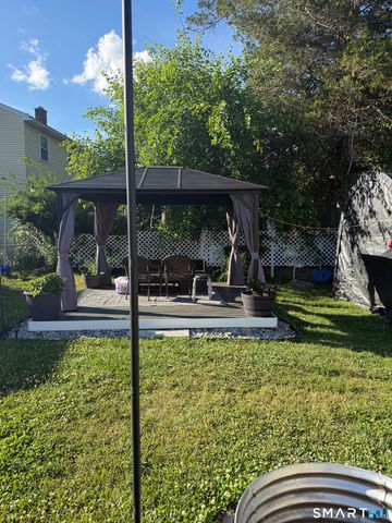 174 Cliff Street, Naugatuck, CT 06770