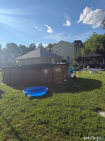 174 Cliff Street, Naugatuck, CT 06770