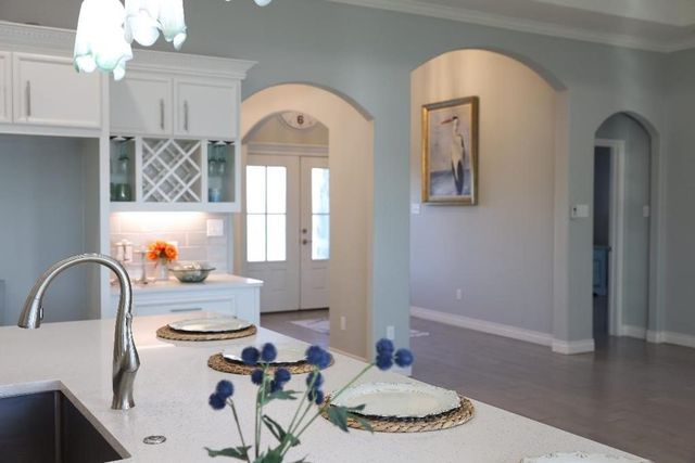 13 Southpointe, Rockport, TX 78382