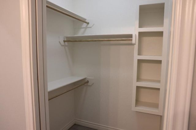 13 Southpointe, Rockport, TX 78382