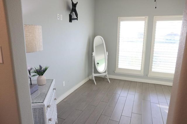 13 Southpointe, Rockport, TX 78382