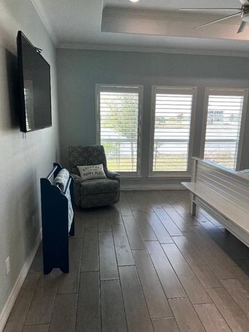 13 Southpointe, Rockport, TX 78382