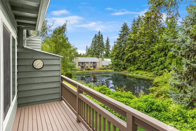 1011 Blue Heron Avenue NE, Bainbridge Island, WA 98110
