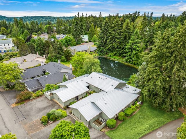 1011 Blue Heron Avenue NE, Bainbridge Island, WA 98110