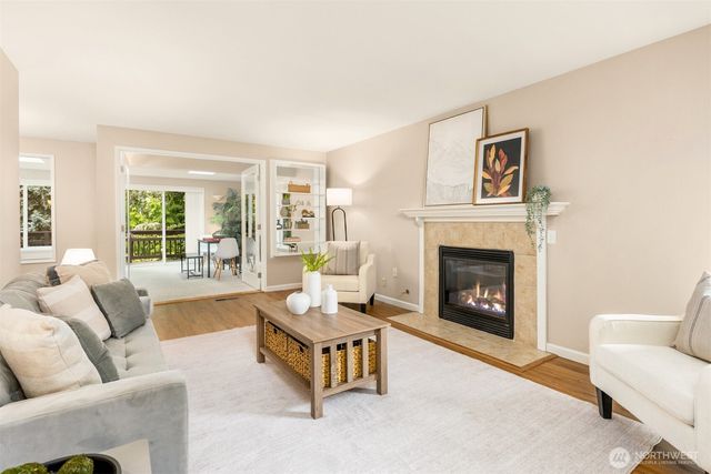 1011 Blue Heron Avenue NE, Bainbridge Island, WA 98110