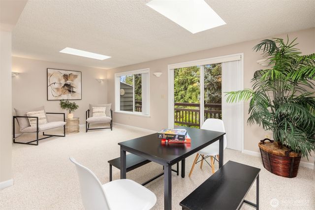 1011 Blue Heron Avenue NE, Bainbridge Island, WA 98110