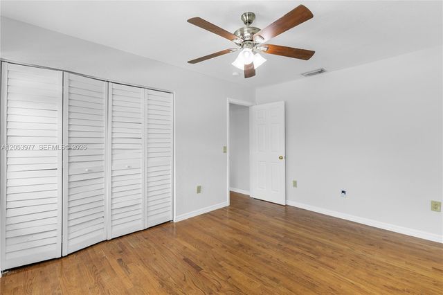 11610 NW 43rd St, Sunrise, FL 33323