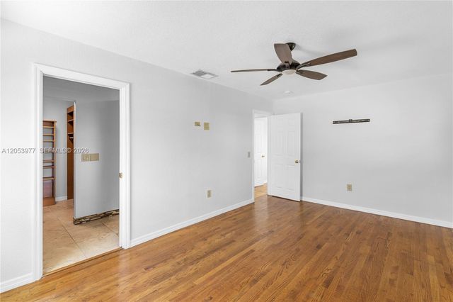 11610 NW 43rd St, Sunrise, FL 33323