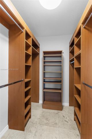 11610 NW 43rd St, Sunrise, FL 33323