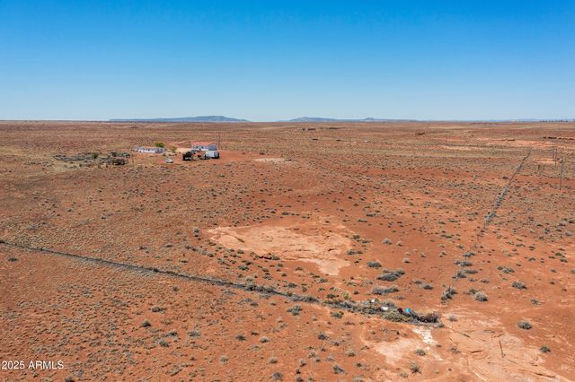 8613 REATA Road, Winslow, AZ 86047