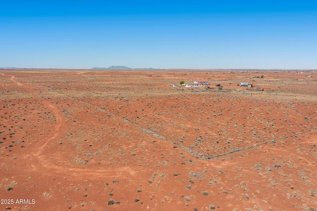 8613 REATA Road, Winslow, AZ 86047