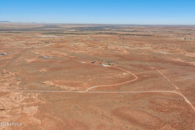 8613 REATA Road, Winslow, AZ 86047