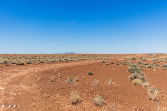 8613 REATA Road, Winslow, AZ 86047