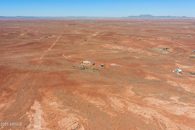 8613 REATA Road, Winslow, AZ 86047