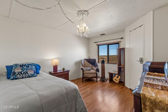 8613 REATA Road, Winslow, AZ 86047