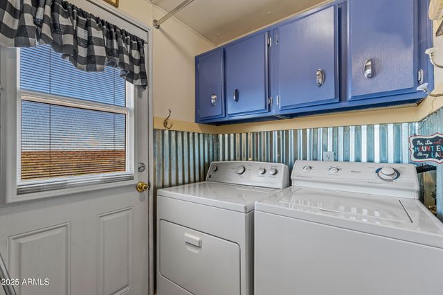 8613 REATA Road, Winslow, AZ 86047