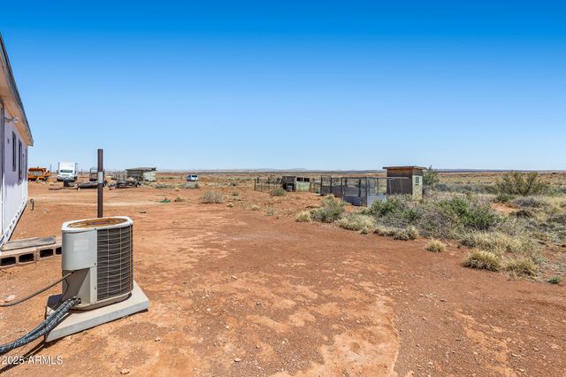 8613 REATA Road, Winslow, AZ 86047