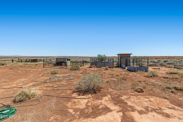 8613 REATA Road, Winslow, AZ 86047