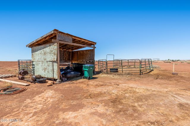 8613 REATA Road, Winslow, AZ 86047