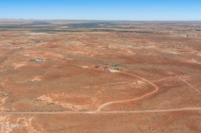 8613 REATA Road, Winslow, AZ 86047