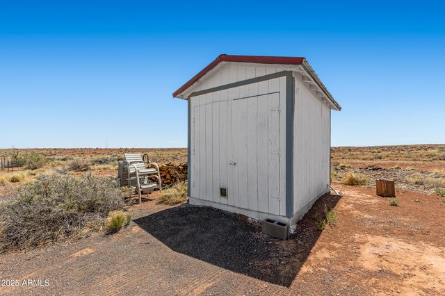 8613 REATA Road, Winslow, AZ 86047