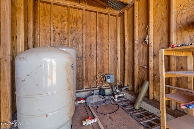 8613 REATA Road, Winslow, AZ 86047