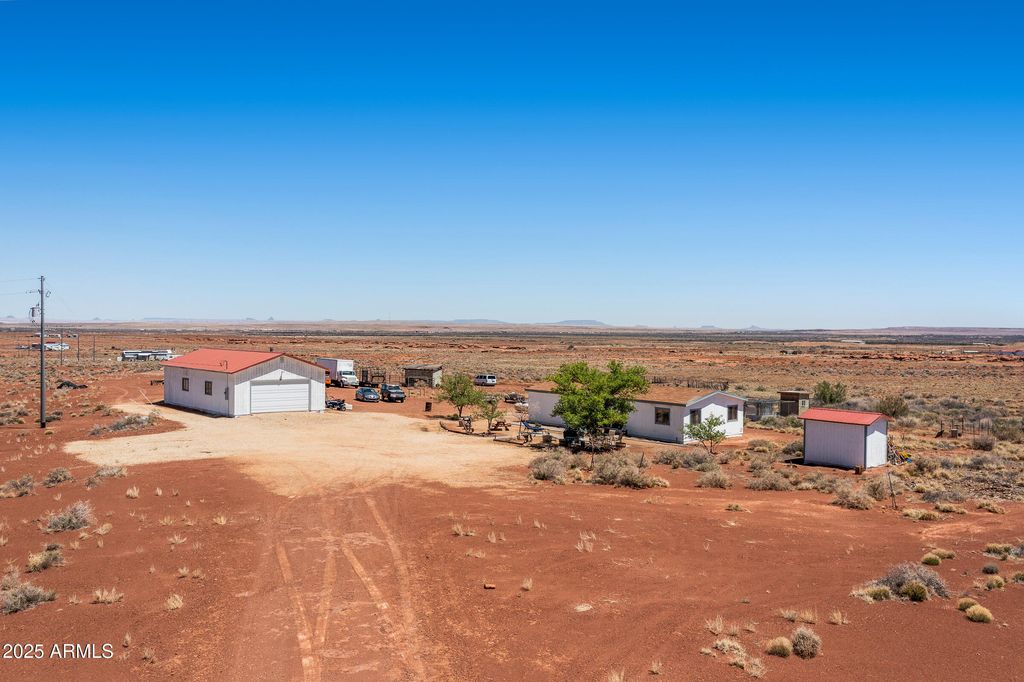 8613 REATA Road, Winslow, AZ 86047