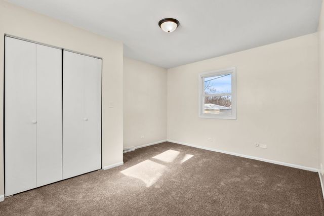 821 Penfield Avenue, Joliet, IL 60433