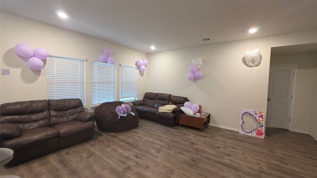 409 Samuel Street, Denton, TX 76207