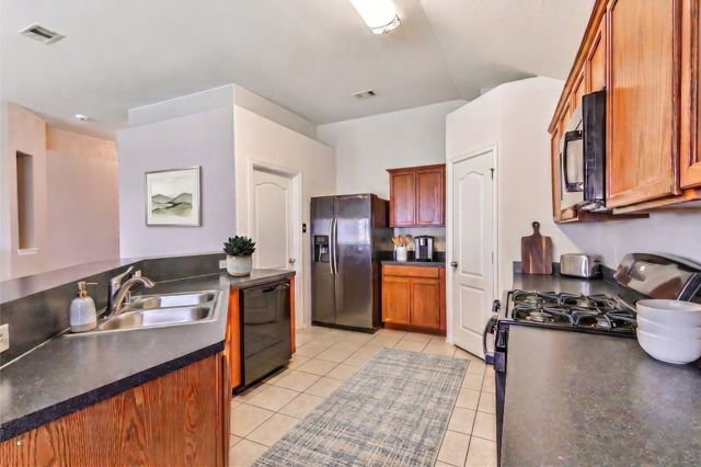 383 Ward Lane, Alvin, TX 77511