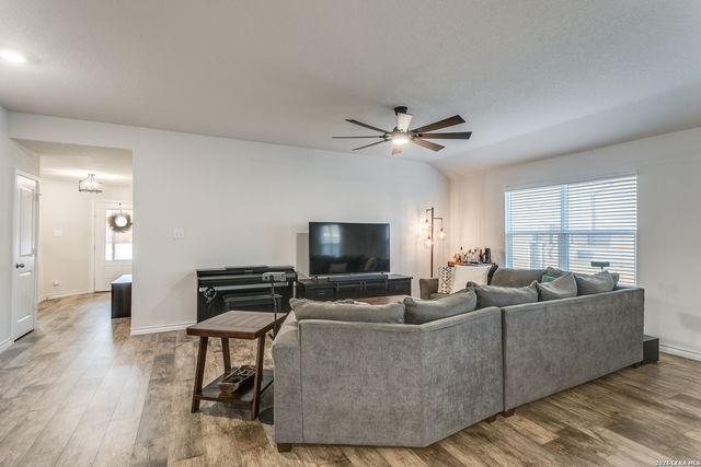 155 Firetail, San Antonio, TX 78253