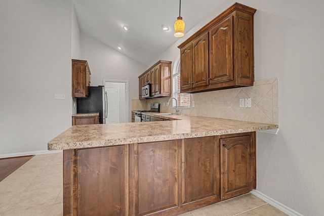 4104 Ellenboro Lane, Fort Worth, TX 76244