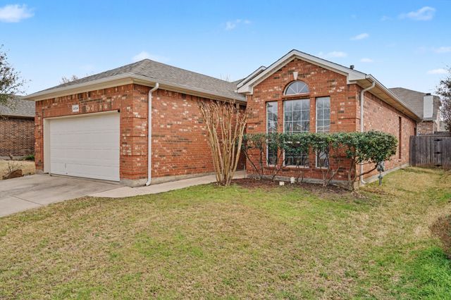 4104 Ellenboro Lane, Fort Worth, TX 76244