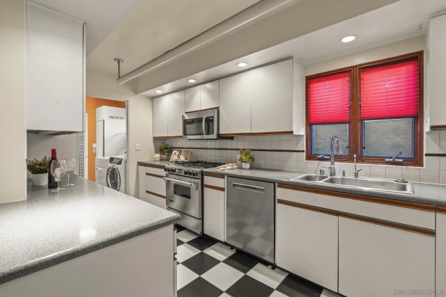 4408 Braeburn Rd, San Diego, CA 92116