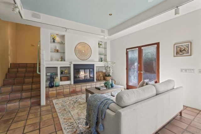 4408 Braeburn Rd, San Diego, CA 92116