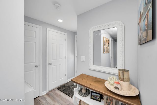 238 Forepeak Avenue, Beachwood, NJ 08722