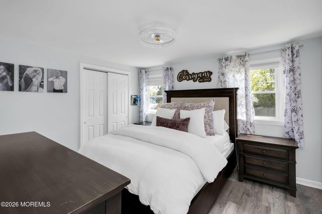 238 Forepeak Avenue, Beachwood, NJ 08722