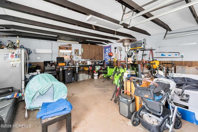 238 Forepeak Avenue, Beachwood, NJ 08722