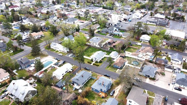 238 Forepeak Avenue, Beachwood, NJ 08722