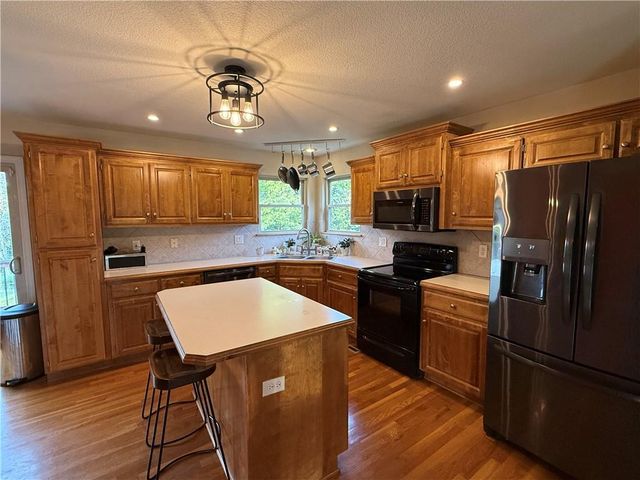 7224 E 163rd Terrace, Belton, MO 64012