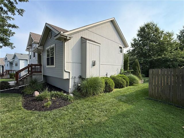 7224 E 163rd Terrace, Belton, MO 64012