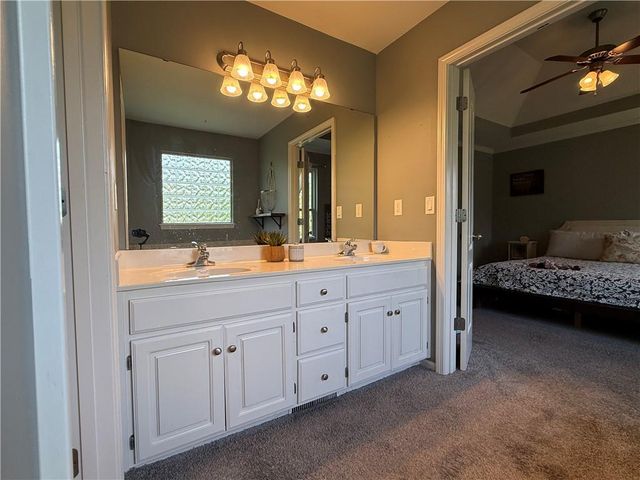 7224 E 163rd Terrace, Belton, MO 64012