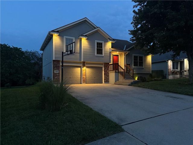 7224 E 163rd Terrace, Belton, MO 64012