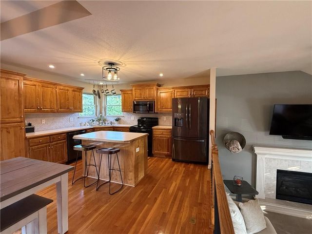 7224 E 163rd Terrace, Belton, MO 64012